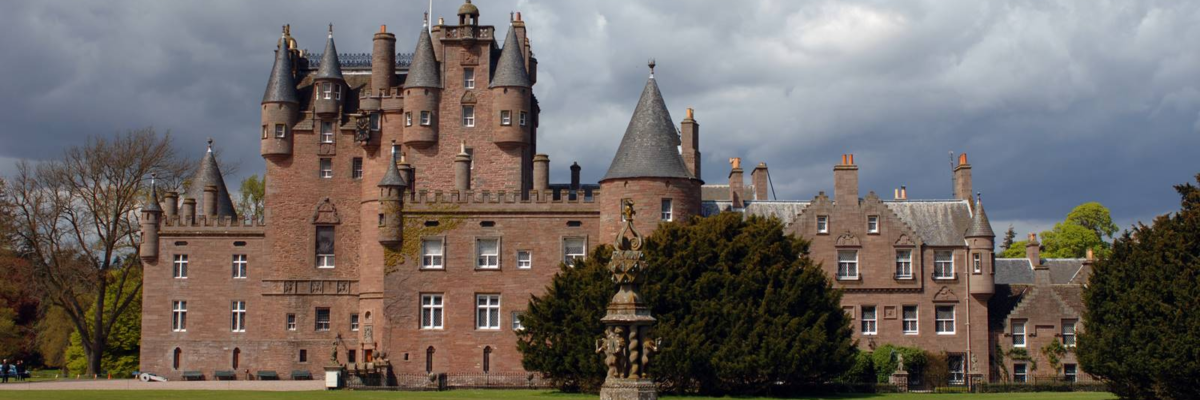 Lieux hantés et folklore